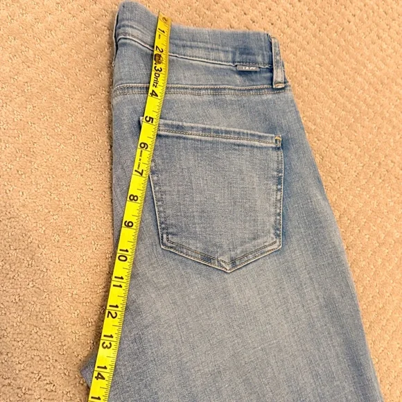Jag Jeans Women's Light Wash Straight Jeans - Picture 7 of 11